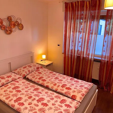 Friedrich Διαμέρισμα *