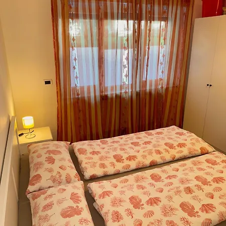 Friedrich * Μεράνο