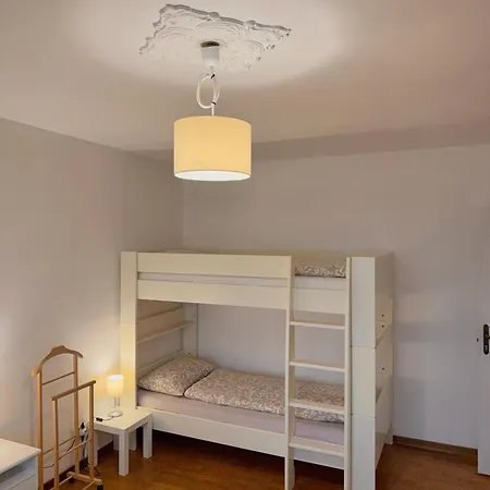 Friedrich Διαμέρισμα